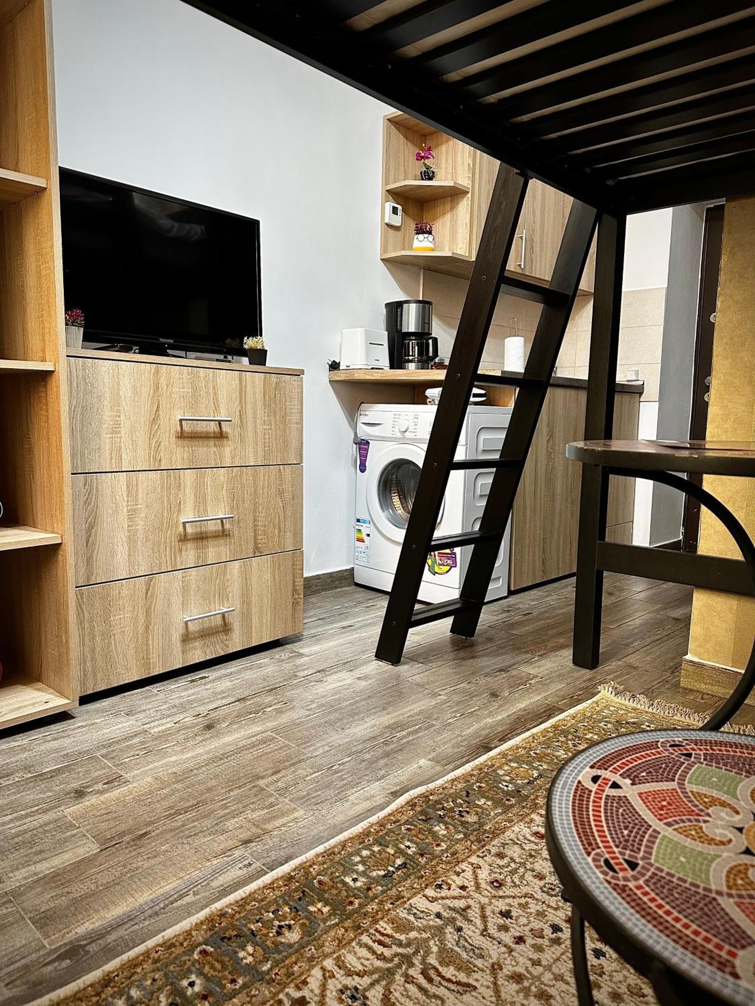 Ada'S Luxury Apartament&Studio - Old City ブラショフ エクステリア 写真