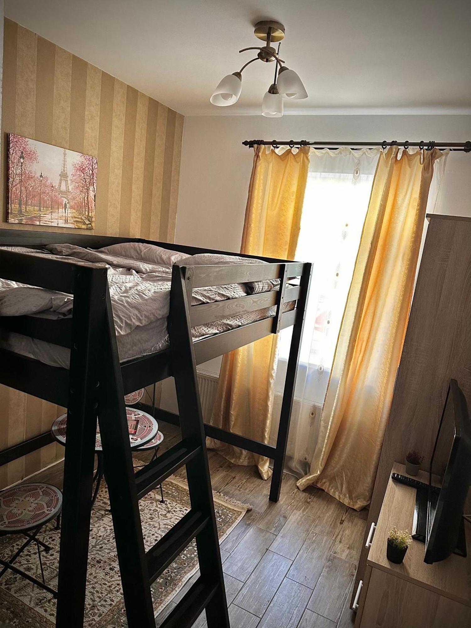 Ada'S Luxury Apartament&Studio - Old City ブラショフ エクステリア 写真